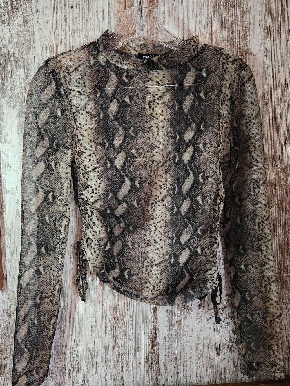 Rue21 Light Beige and Black Snake-Print Long Sleeve Mesh Top Crop Sz Small Nice!